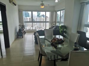, Avenida Balboa