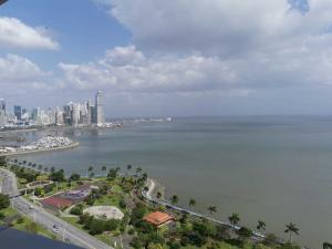 , Avenida Balboa