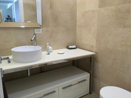 Yoo Panama, Avenida Balboa