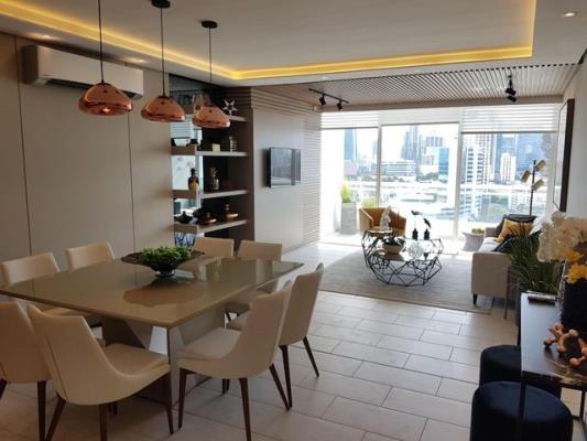 The Towers, Área Metropolitana