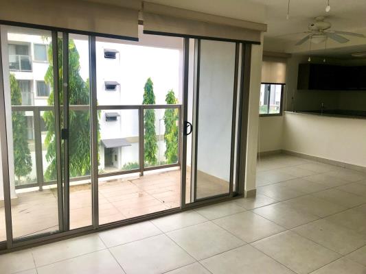 PH MIDRISE WOODLANDS, apartamento