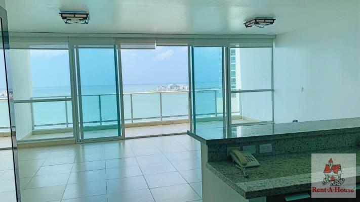 Oceanaire, Punta Pacifica