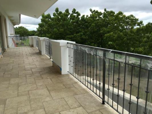 Fairways Estates, casa