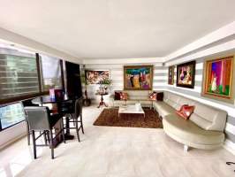 Costa del Mar Bella Vista, Panamá