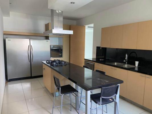 Altamar del Este, Área Metropolitana