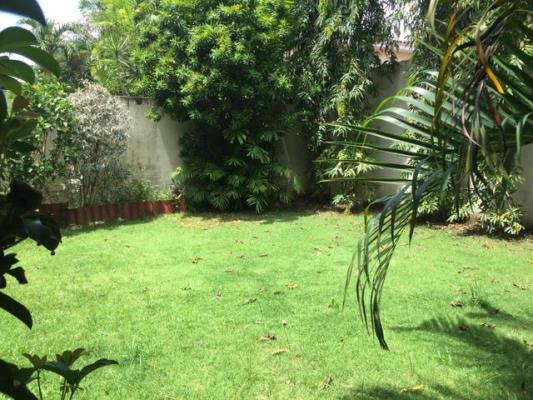 Costa del Este, Costa Azul, Área Metropolitana