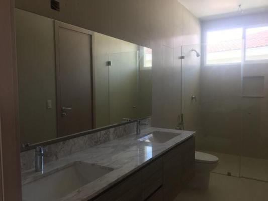 , Casa en alquiler en Santa Maria | P3848866