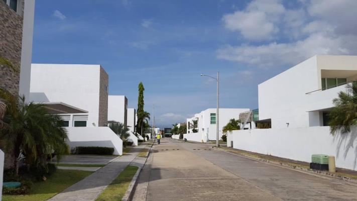 Costa Esmeralda, Casa en venta en Juan Diaz | Costa Esmeralda -  P3852450