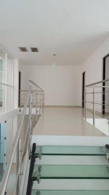 Costa Esmeralda, Juan Diaz