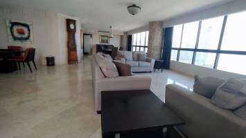 Condesa del mar - Princesa Avenida Balboa, Panamá