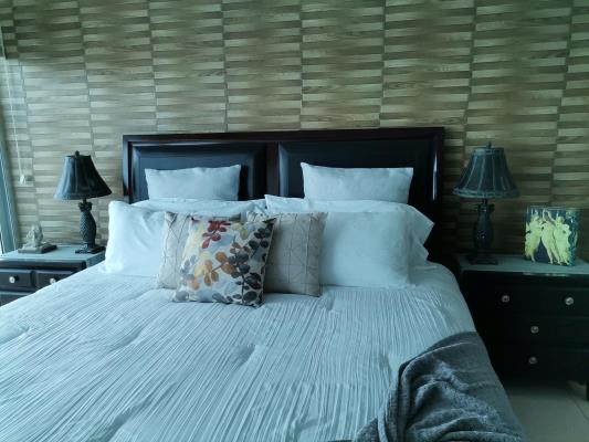 Destiny , Avenida Balboa