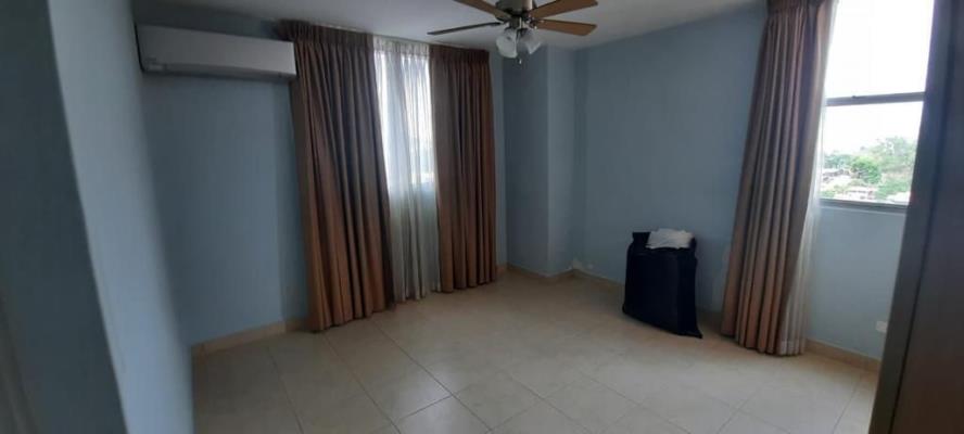 Deluna Park, apartamento