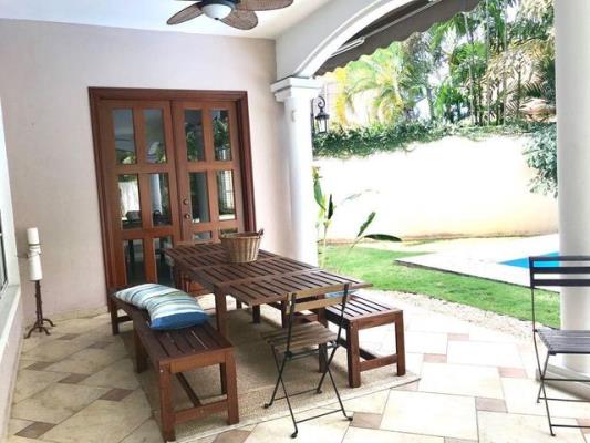 , Casa en alquiler en Costa del Este | P3898398