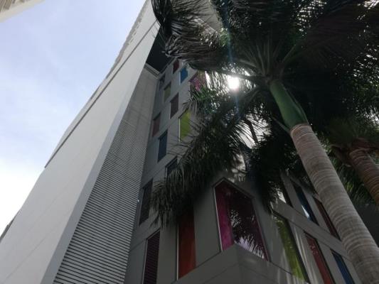 Avenida Balboa, apartamento