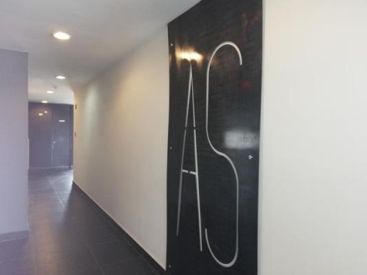 Avenida Balboa, Bella Vista