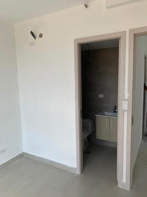 W Towers, Bella Vista