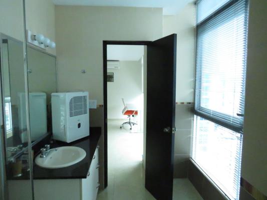 Bayfront  Tower, Avenida Balboa