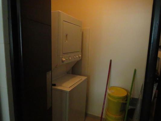 Bayfront  Tower, Área Metropolitana