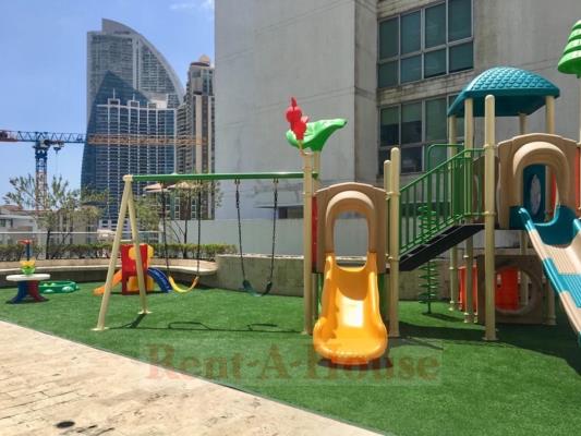 Oceanaire, Punta Pacifica