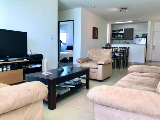 Pacific Sky, Área Metropolitana