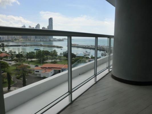 Yacht Club, apartamento