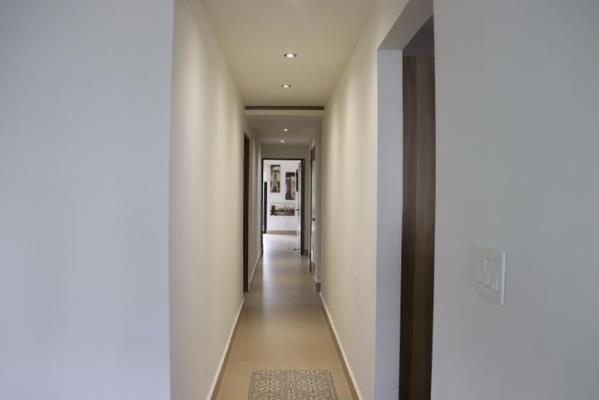 Embassy  Village, apartamento