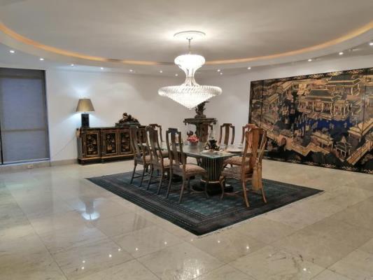 Plaza Miramar, apartamento