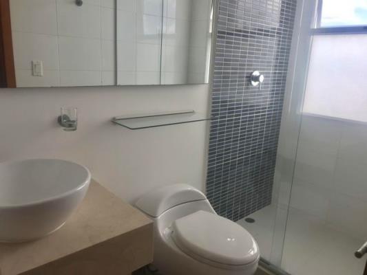 Bahia del Golf, Área Metropolitana