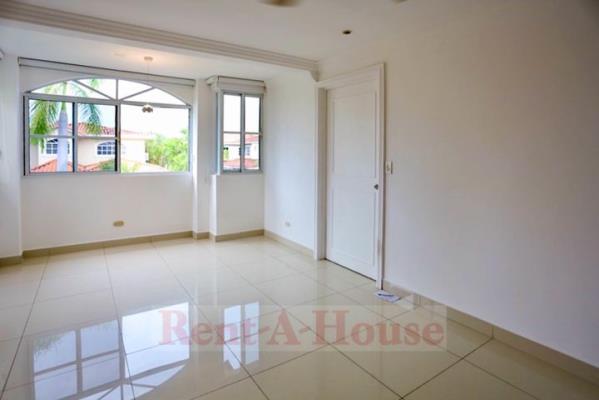 Costa Bella, Área Metropolitana