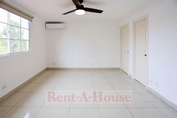 Costa Bella, Área Metropolitana