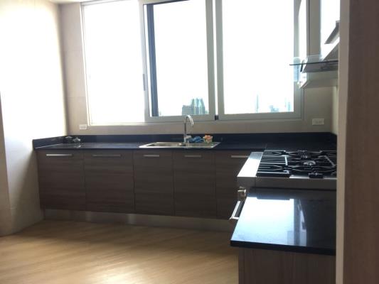 Luxor 300, Área Metropolitana