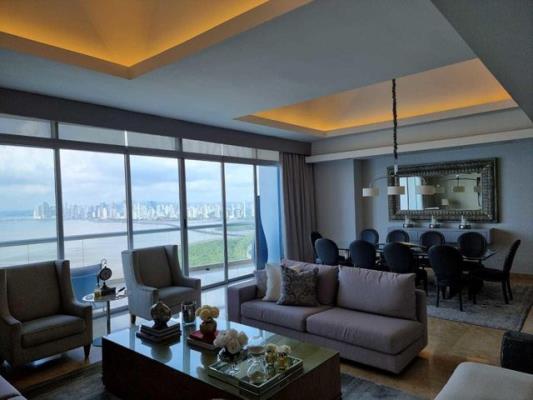 Pearl at the Sea, Costa del Este