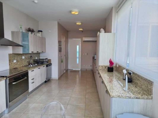 Pearl at the Sea, Costa del Este