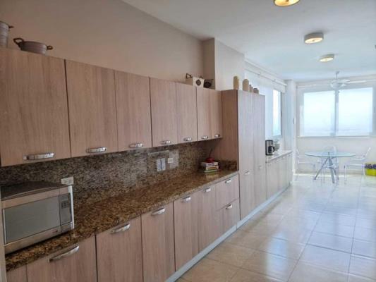 Pearl at the Sea, Área Metropolitana