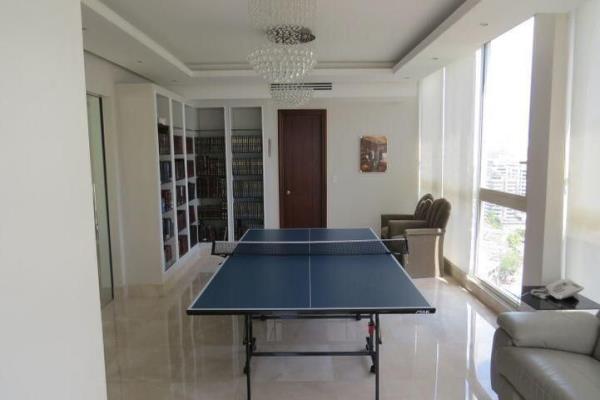 D1 TOWER, Área Metropolitana