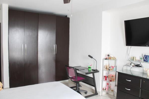 Latitude, Costa del Este