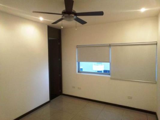 Bayside Tower, Área Metropolitana