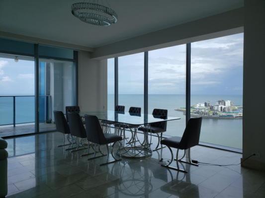 Grand Tower, Punta Pacifica