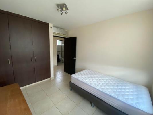 Clayton Park, Panamá