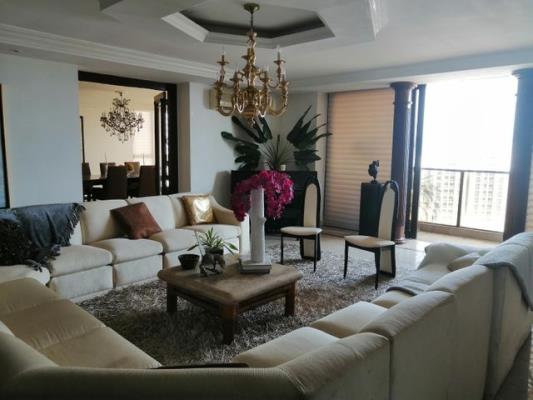 Torre La Cresta, apartamento