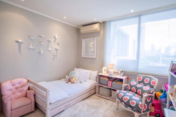 Luna del Mar, Área Metropolitana