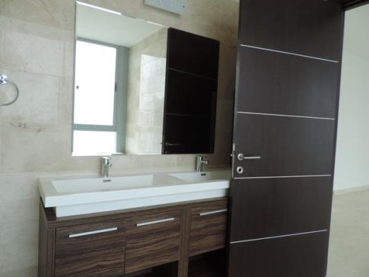 Allure at the park, Bella Vista