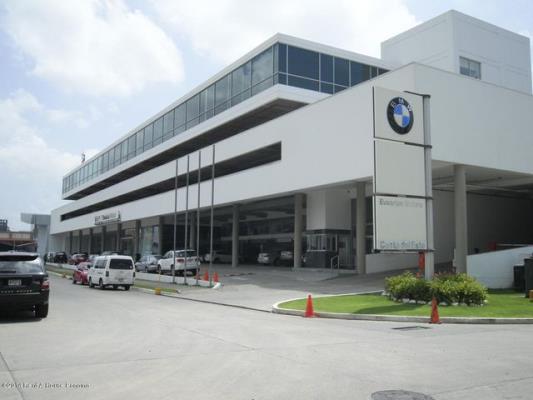 BMW Center Torre