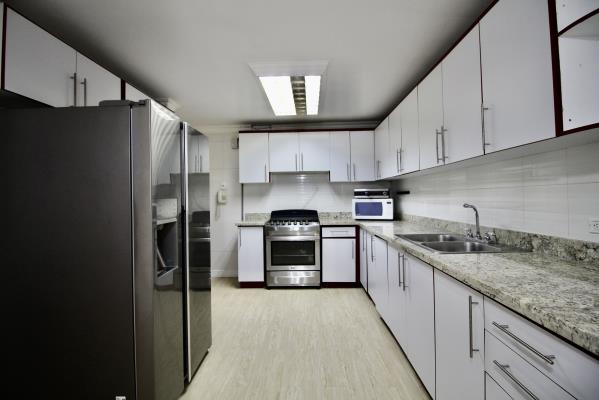 Mar de Plata, Área Metropolitana