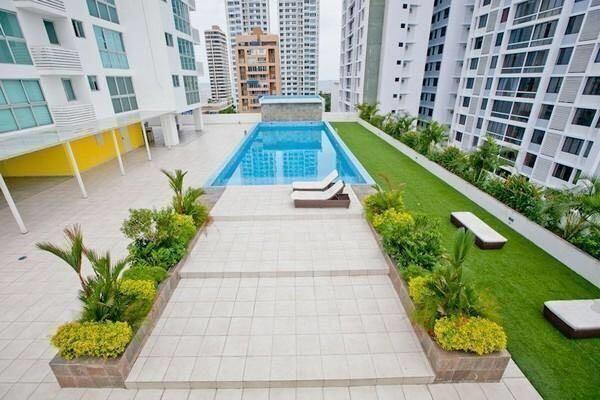 Moon Tower, Área Metropolitana