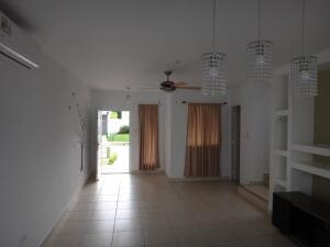 , Casa en alquiler en Rufina Alfaro | P3994732
