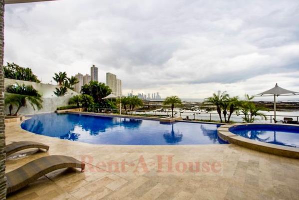 Oceanaire, Área Metropolitana