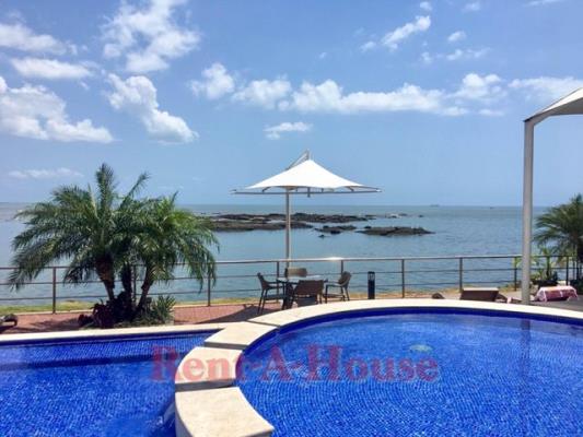 Oceanaire, Punta Pacifica
