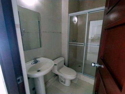 Grand Bay Tower, Avenida Balboa