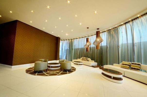 Q Tower , apartamento